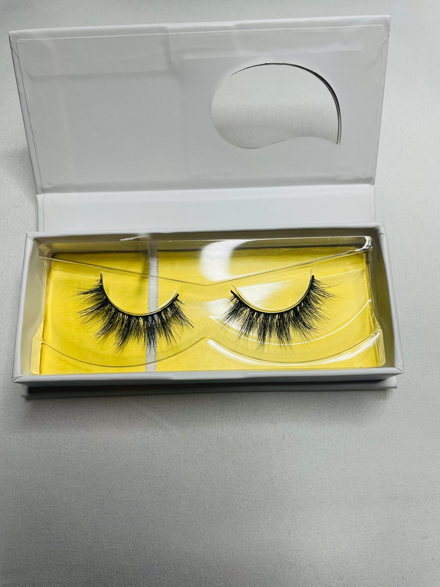 Paris Lashes